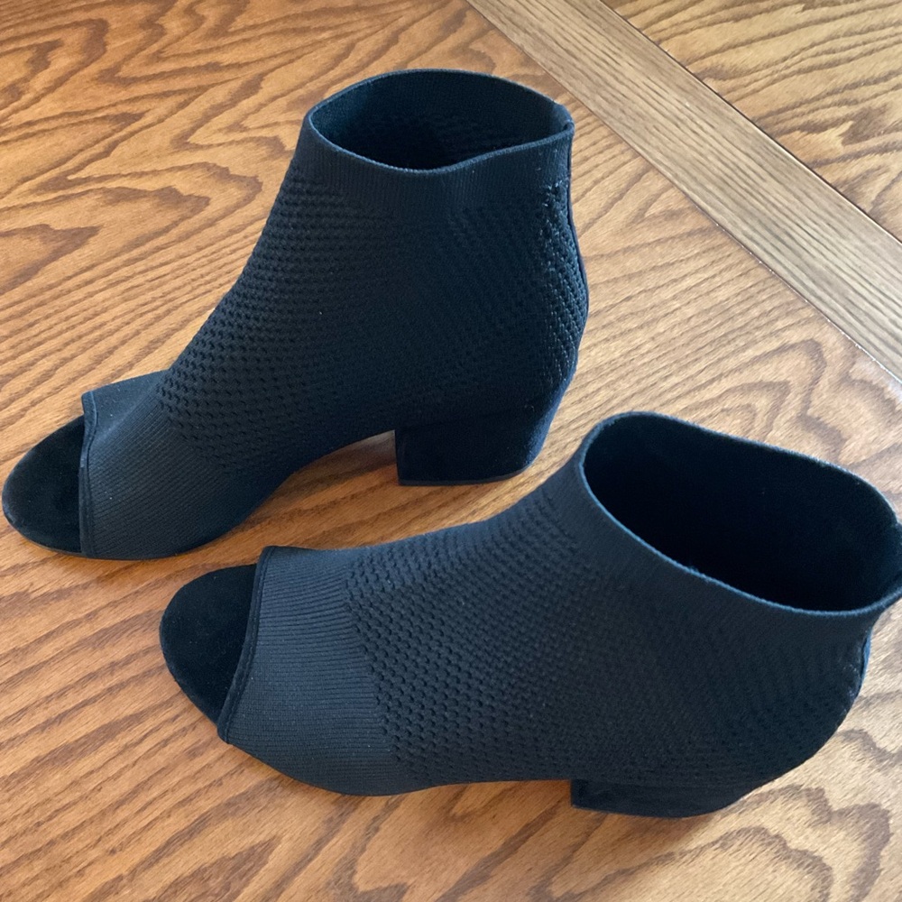 Eileen Fisher Margate Peep Toe Bootie, Women’s Sz 7.5